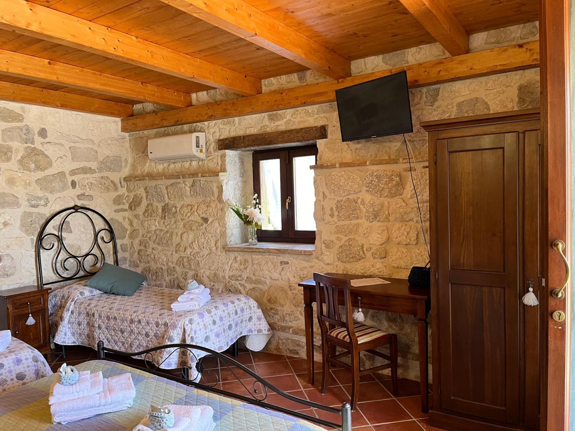 Abbateggio Country House Antiche Dimore المظهر الخارجي الصورة